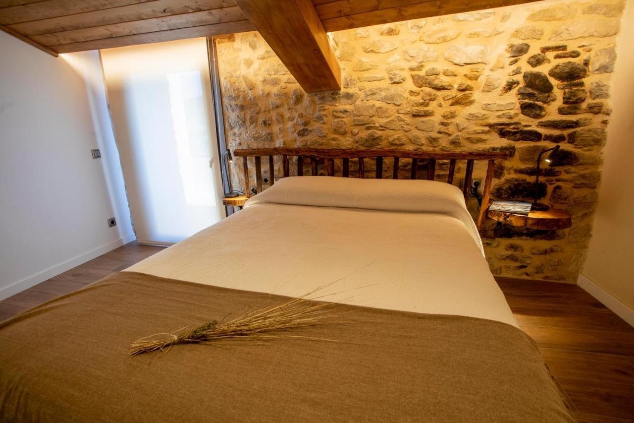 Casa Sanui. Apartaments Turistics Rurals Estorm Exteriér fotografie